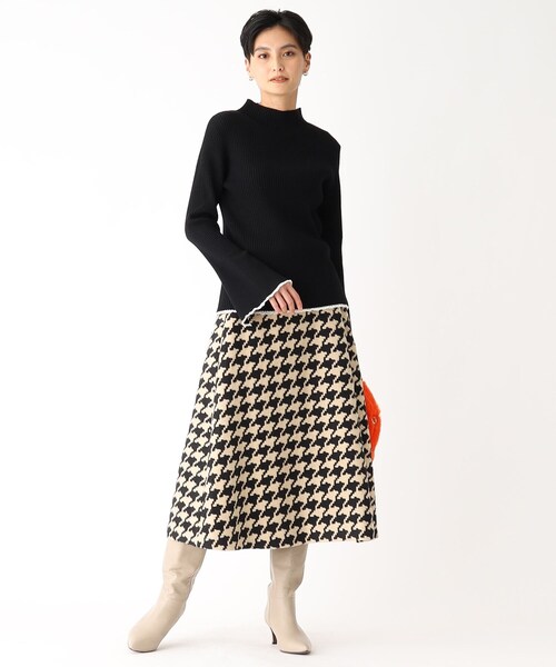 OPAQUE.CLIP（オペークドットクリップ）の「◆【C】配色使いハイネックリブニット（ニット/セーター・レディース・ホワイト系7/レッド系6/ブラック系4・36/38）」の16枚目の写真