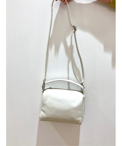 HONEYSUCKLE ROSE（ハニーサックルローズ）の「【HONEYSUCKLE ROSE】ミニワイドハンドルバッグ（ハンドバッグ・レディース・ブラック/オレンジ/ホワイト・ONE SIZE）」の18枚目の写真