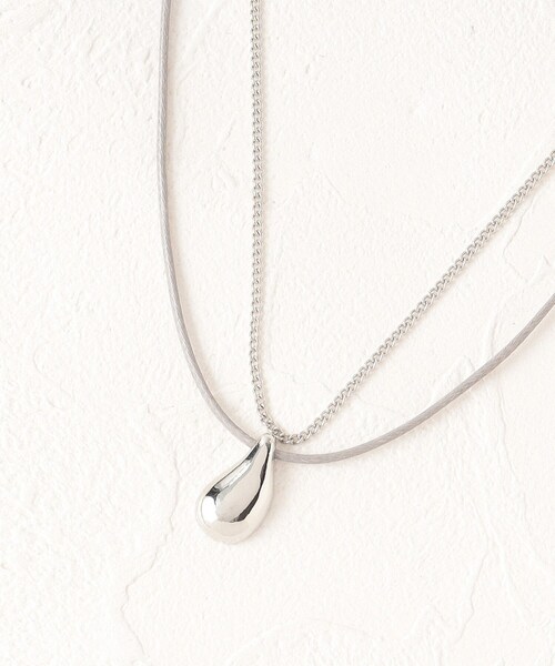 SHOO・LA・RUE（シューラルー）の「◆しずくコードチェーンネックレス（ネックレス・レディース・ゴールド/シルバー・00）」の2枚目の写真