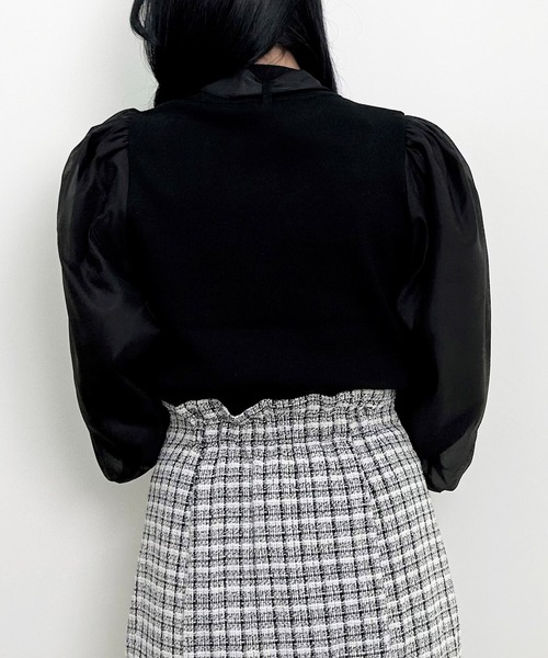 INGNI（イング）の「袖異素材／ボウタイ付マトンスリーブニット（ニット/セーター・レディース・オフホワイト/ブラック/サックスブルー・M）」の8枚目の写真