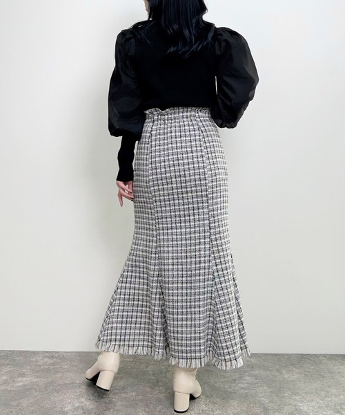 INGNI（イング）の「袖異素材／ボウタイ付マトンスリーブニット（ニット/セーター・レディース・オフホワイト/ブラック/サックスブルー・M）」の11枚目の写真