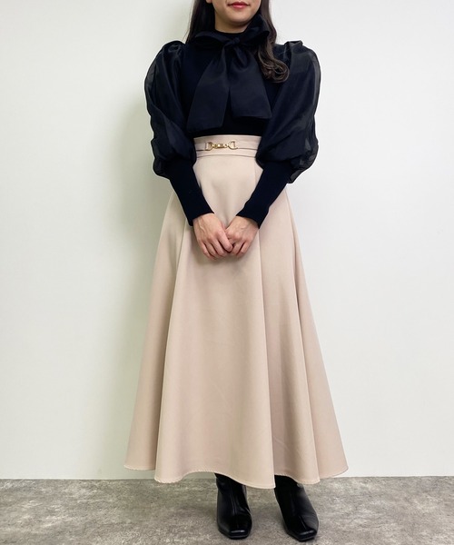 INGNI（イング）の「袖異素材／ボウタイ付マトンスリーブニット（ニット/セーター・レディース・オフホワイト/ブラック/サックスブルー・M）」の22枚目の写真