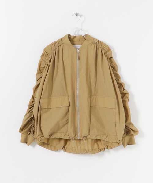 LAATO（ラート）の「SHIRRING BLOUSON（ブルゾン・レディース・チャコールグレー/オフホワイト/ベージュ・FREE）」の14枚目の写真