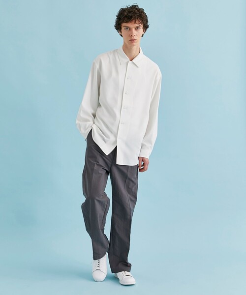 CITY TOKYO（シティトウキョウ）の「【オールシーズン対応】プレミアムリラックス長袖シャツ｜防シワ/速乾性（シャツ/ブラウス・メンズ・サックスブルー/ホワイト/ブラック/グレイッシュベージュ・1/2/3）」の8枚目の写真