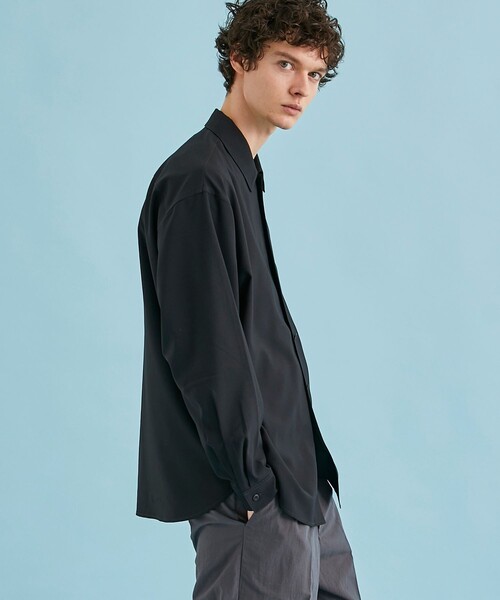 CITY TOKYO（シティトウキョウ）の「【オールシーズン対応】プレミアムリラックス長袖シャツ｜防シワ/速乾性（シャツ/ブラウス・メンズ・サックスブルー/ホワイト/ブラック/グレイッシュベージュ・1/2/3）」の16枚目の写真