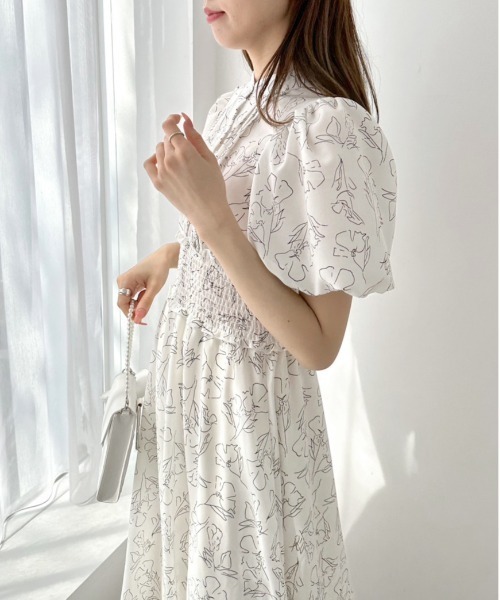 OLIVE des OLIVE（オリーブデオリーブ）の「【WEB限定】ピンタックバックリボンワンピース（ワンピース・レディース・スミクロ/ブラック/サックスブルー/オフホワイト・FREE）」の9枚目の写真