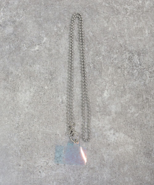 fredy emue（フレディエミュ）の「ボールチェーンスマホショルダー（スマホグッズ・レディース・ゴールド/シルバー・FREE）」の2枚目の写真