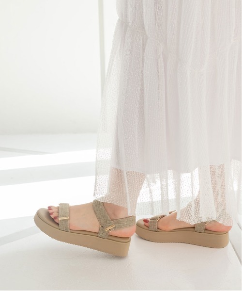 ゴールドパーツベルトサンダル