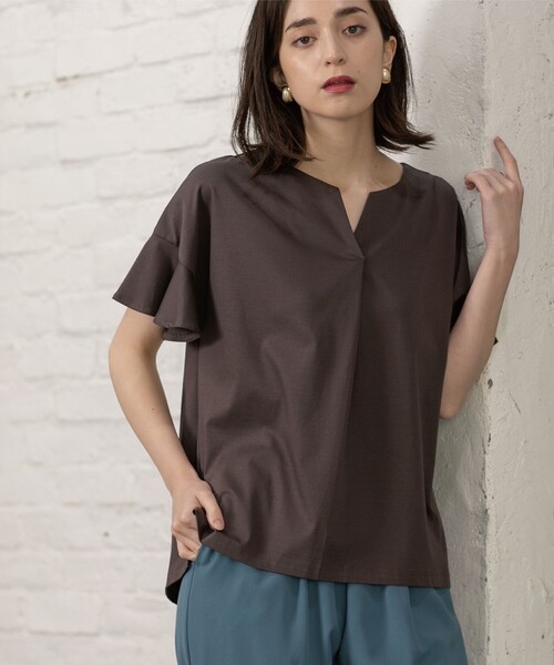 OPAQUE.CLIP（オペークドットクリップ）の「◆シルキースーピマ スキッパーフリルカットソー【イージーケア/接触冷感/洗濯機洗い可】（Tシャツ/カットソー・レディース・ブラウン系その他/ブラック/オフホワイト/ボルドー/ベージュ・34/42/40/38/36）」の20枚目の写真