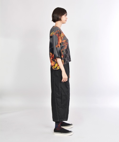 gomme(ゴム)の「サンフラワーJQ フェイクアームDST(Tシャツ/カットソー・レディース・ホワイト×ネイビー/チャコールグレー×ブラック・MEDIUM)」の17枚目の写真