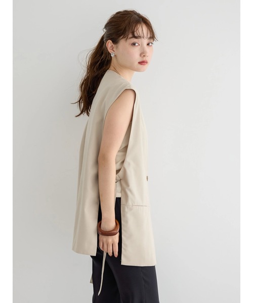 AMERICAN HOLIC（アメリカンホリック）の「サイドベルトスリットベスト（ベスト・レディース・ライトベージュ/ブラック・M/L）」の17枚目の写真
