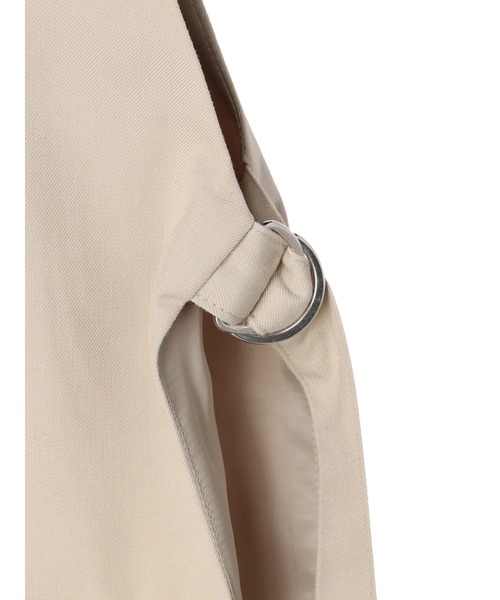 AMERICAN HOLIC（アメリカンホリック）の「サイドベルトスリットベスト（ベスト・レディース・ライトベージュ/ブラック・M/L）」の4枚目の写真