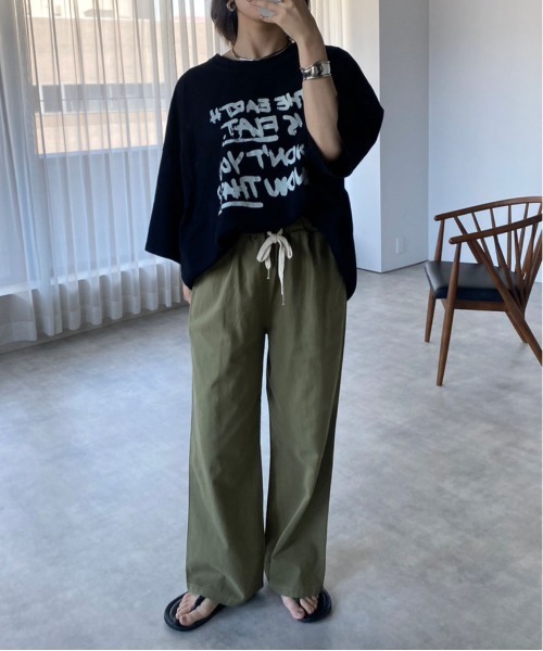 each(イーチ)の「美シルエット綿ドロストワイドストレートパンツ(その他パンツ・レディース・ベージュ/カーキ・FREE)」の5枚目の写真