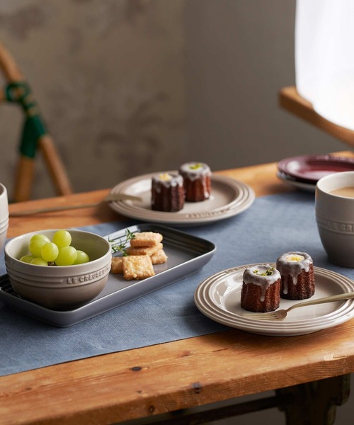 Le Creuset（ルクルーゼ）の「レジェ・プレート 18cm ナツメグ（食器