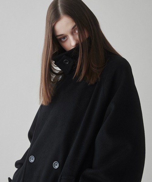 LUCY(ルーシー)の「LUCY/ニットメルトン ダブルオーバーコート(チェスターコート・メンズ・ブラック/ベージュ・MEDIUM/LARGE)」の5枚目の写真
