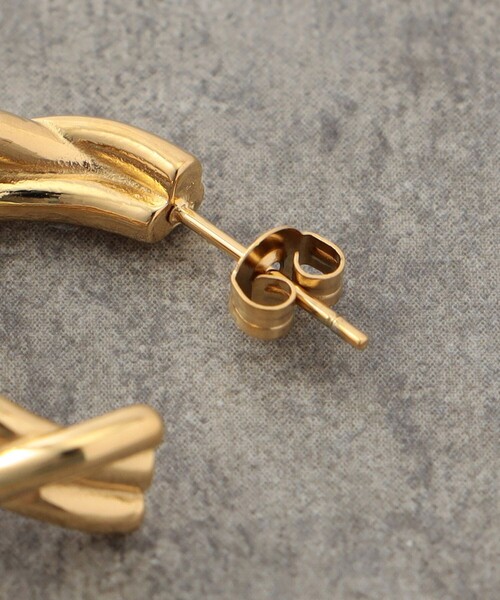 FREAK'S STORE（フリークスストア）の「限定展開　ツイスト フープピアス（ピアス（両耳用）・レディース・ゴールド/シルバー・ONE SIZE）」の15枚目の写真