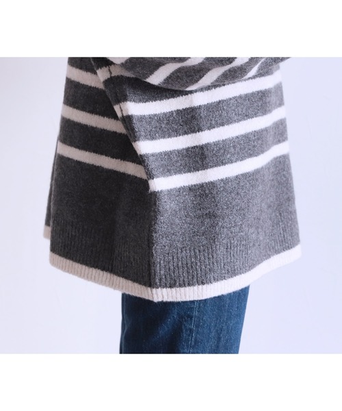 reca(レカ)の「Vネックボーダーニットプルオーバー(ニット/セーター・レディース・グレイッシュブルー/モカ/チャコールグレー/アイボリー・FREE)」の18枚目の写真