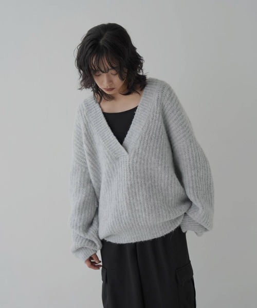 Heve ペタルニット　チャコールグレー heve ヘイヴペタルニット グレー