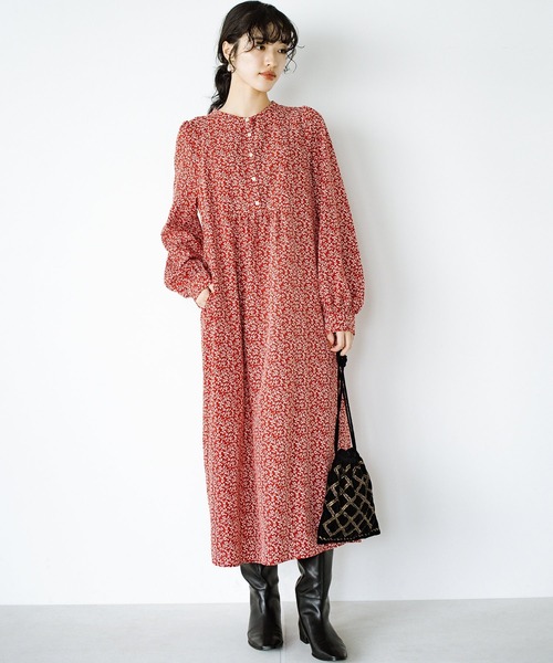 haco!（ハコ）の「落ち込む隙をあたえない！見た目も心も明るくなる花柄ワンピース（ワンピース・レディース・レッド系その他・MEDIUM/LARGE/SMALL/X-LARGE）」の2枚目の写真