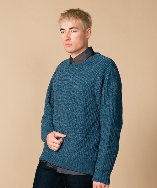 Blue Standard (ブルースタンダード)の「【BLUE STANDARD/ブルースタンダード】 ふんわりもちもちのやみつきな触り心地 ふわもちモール 畦編みクルーネックセーター(ニット/セーター・メンズ・ブラック/オフホワイト/ブルーグレー/ワイン・SMALL/MEDIUM/LARGE/X-LARGE)」の3枚目の写真