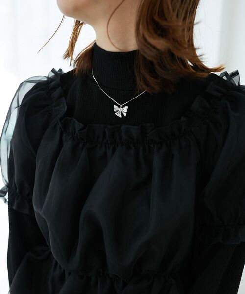 MAJESTIC LEGON（マジェスティックレゴン）の「リボンビジューネックレス（ネックレス・レディース・シルバー/ゴールド・FREE）」の3枚目の写真