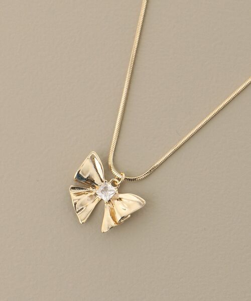 MAJESTIC LEGON（マジェスティックレゴン）の「リボンビジューネックレス（ネックレス・レディース・シルバー/ゴールド・FREE）」の7枚目の写真