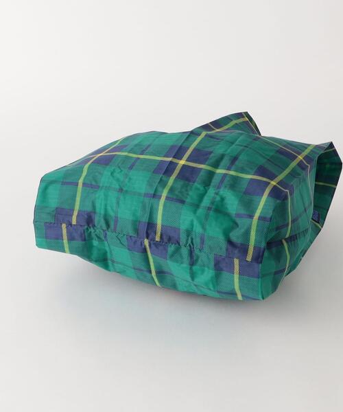 BAGGU（バグー）の「＜BAGGU＞タータンチェック ポケッタブルバッグ /BABY 日本限定モデル（エコバッグ/サブバッグ・レディース・ケリーグリーン/レッド・FREE）」の7枚目の写真