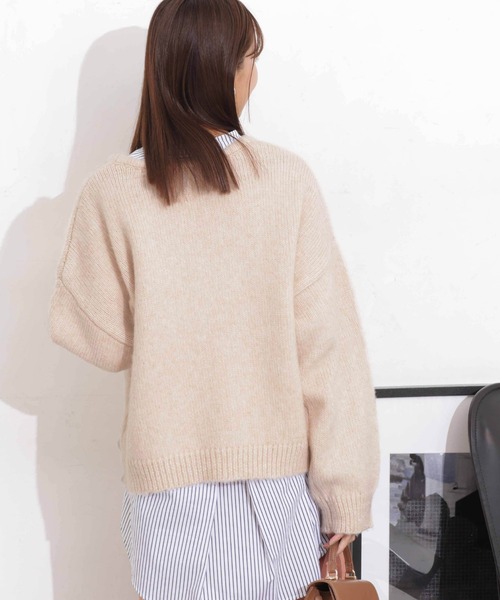 NANO universe（ナノユニバース）の「Vネックワイドニットプル