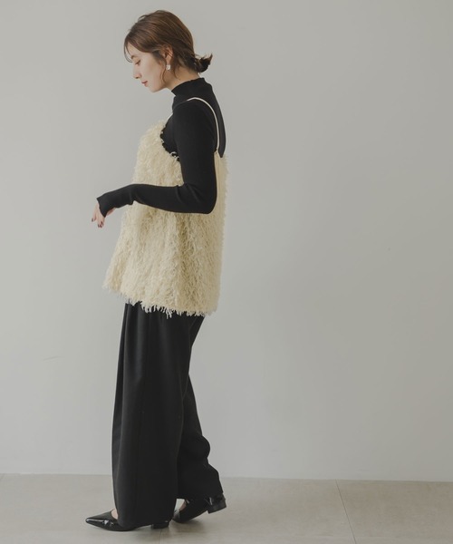 rectangle（レクタングル）の「フェザーライクフリンジキャミソール（キャミソール・レディース・グレー/アイボリー・FREE）」の5枚目の写真