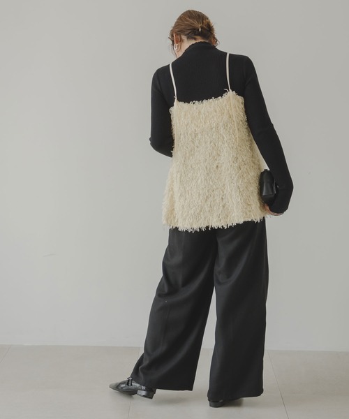 rectangle（レクタングル）の「フェザーライクフリンジキャミソール（キャミソール・レディース・グレー/アイボリー・FREE）」の6枚目の写真