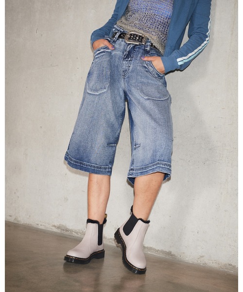 Dr. Martens(ドクターマーチン)の「Dr. Martens/ドクターマーチン 2976 LEONORE チェルシー ブーツ 31300348(ブーツ・レディース・アイボリー・UK4/UK6/UK5/UK3)」の2枚目の写真