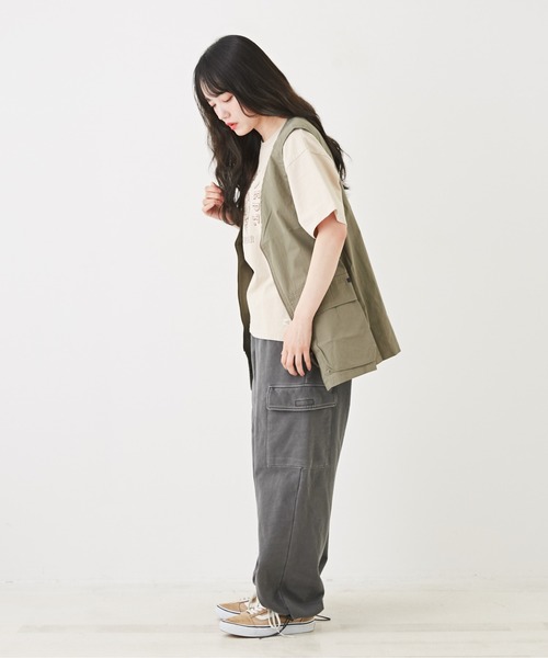 CUBE SUGAR（キューブシュガー）の「WEB限定ピグメント加工スウェットカーゴパンツ（カーゴパンツ・レディース・チャコールグレー/カーキ/グレイッシュベージュ・M）」の5枚目の写真