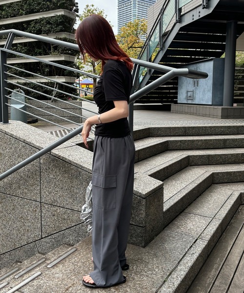 ISOOK（アイスー）の「【ISOOK / アイスー】タックカーゴスラックス / タックパンツ 低身長向けパンツ カーゴスラックス カーゴパンツ ドローコード ドロスト ZOZOTOWN限定（スラックス・レディース・ベージュ/チャコールグレー/ブラック・FREE）」の16枚目の写真