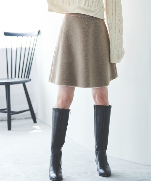 31 Sons de mode(トランテアン ソン ドゥ モード)の「シャギーバックフレアミニスカート(スカート・レディース・ブラック/ベージュ/ピンク・38/36)」の2枚目の写真