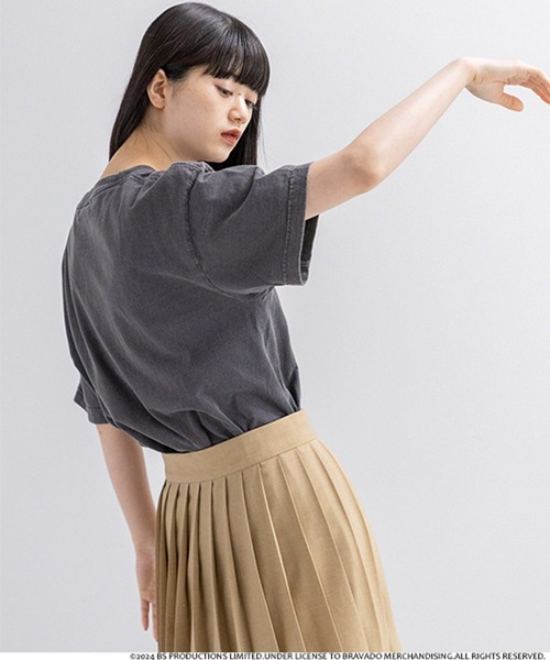 yuw（ユウ）の「ＢｌａｃｋＳａｂｂａｔｈ　Ｔｅｅ　989843（Tシャツ/カットソー・レディース・ブラック・FREE）」の11枚目の写真