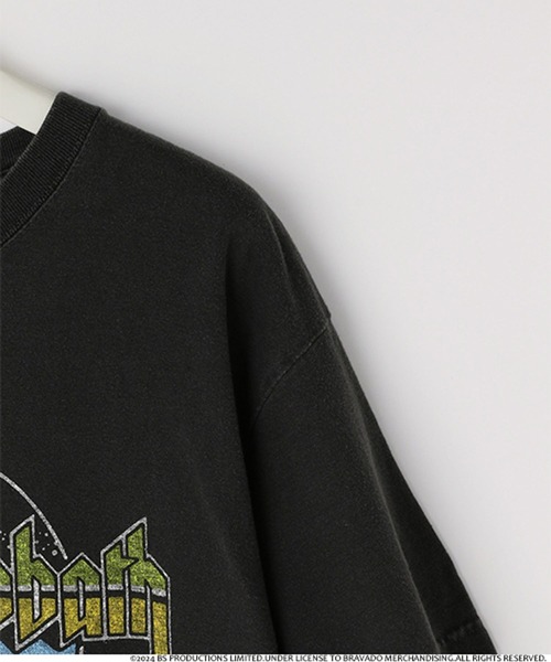 yuw（ユウ）の「ＢｌａｃｋＳａｂｂａｔｈ　Ｔｅｅ　989843（Tシャツ/カットソー・レディース・ブラック・FREE）」の19枚目の写真