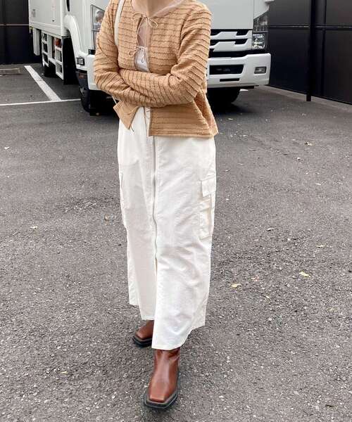 ur,Melty（ユアメルティー）の「フロントZIPナイロンスカート（スカート・レディース・オフホワイト/ブラック/ライトグレー・FREE）」の4枚目の写真