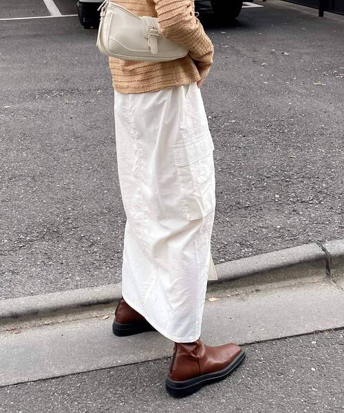 ur,Melty（ユアメルティー）の「フロントZIPナイロンスカート（スカート・レディース・オフホワイト/ブラック/ライトグレー・FREE）」の6枚目の写真