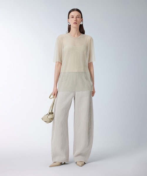 JNBY(ジェーエヌビーワイ)の「Washed Sheer Top(Tシャツ/カットソー・レディース・ベージュ/ブラック・36/38/40)」の17枚目の写真