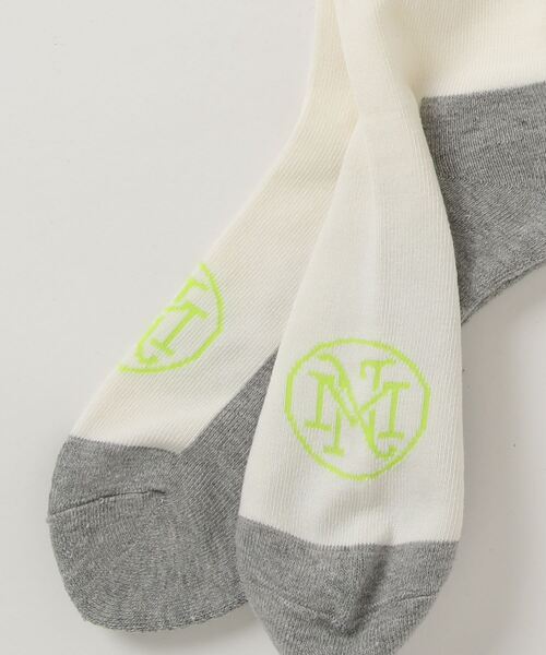 MAGIC NUMBER（マジック ナンバー）の「【MAGIC NUMBER】LOGO SOCKS（ソックス/靴下・メンズ・ホワイト×グリーン/ブラック系その他/ホワイト×ピンク/ホワイト×ブラック・FREE）」の5枚目の写真