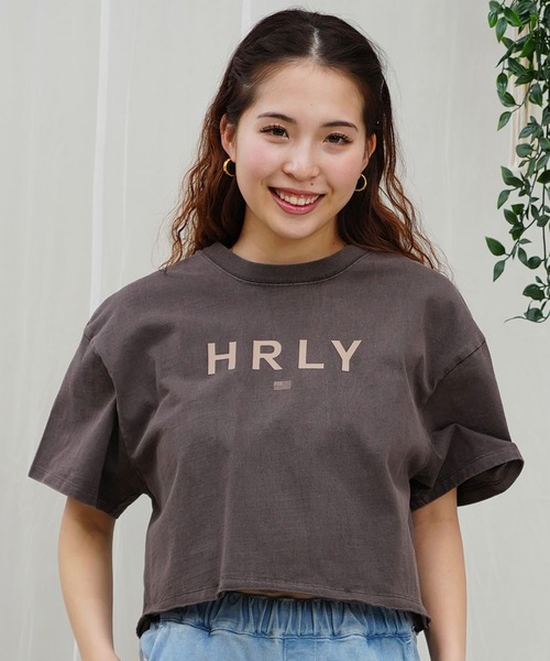 Hurley (ハーレー)の「Hurley/ハーレー Tシャツ 半袖 ショート丈 クロップ丈 ロゴ プリント シンプル ヘビーウェイト WSS2421020(Tシャツ/カットソー・レディース・ホワイト/ダークブラウン/チャコールグレー・M)」の18枚目の写真