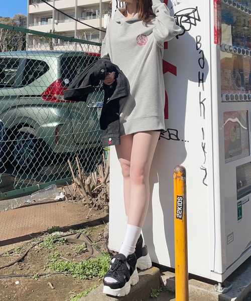 one wayザッカ（ワンウェイザッカ）の「厚底 ボリュームソールスポーツサンダル（サンダル・レディース・ホワイト/ブラック×ホワイト/ブラック・SMALL/LARGE/MEDIUM/X-LARGE）」の10枚目の写真