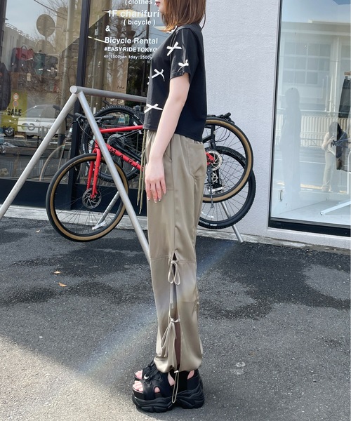 one wayザッカ（ワンウェイザッカ）の「厚底 ボリュームソールスポーツサンダル（サンダル・レディース・ホワイト/ブラック×ホワイト/ブラック・SMALL/LARGE/MEDIUM/X-LARGE）」の19枚目の写真