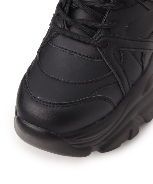 cs T&P(シーエスティーアンドピー)の「【2WAYチェーン付き】軽量ボリュームソール厚底スニーカー(スニーカー・レディース・ブラック/ベージュ/ホワイト/キャメル/ダークブラウン・S/M/L/LL)」の12枚目の写真