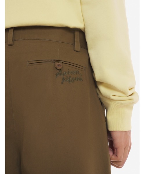 Maison Kitsune(メゾンキツネ)の「RELAXED CHINO(チノパンツ・メンズ・カーキ系・38/40/42/44)」の5枚目の写真