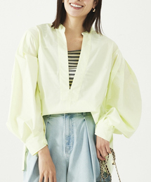 abahouse mavie | 袖タック深Vネックシャツ(シャツ/ブラウス)