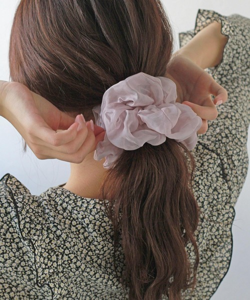 Crisp（クリスプ）の「シフォンシュシュ（シュシュ・レディース・グレー/ベージュ/パープル・FREE）」の3枚目の写真