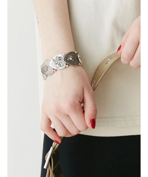 jouetie(ジュエティ)の「ハートコンチョブレス(ブレスレット・レディース・シルバー/ゴールド・FREE)」の1枚目の写真