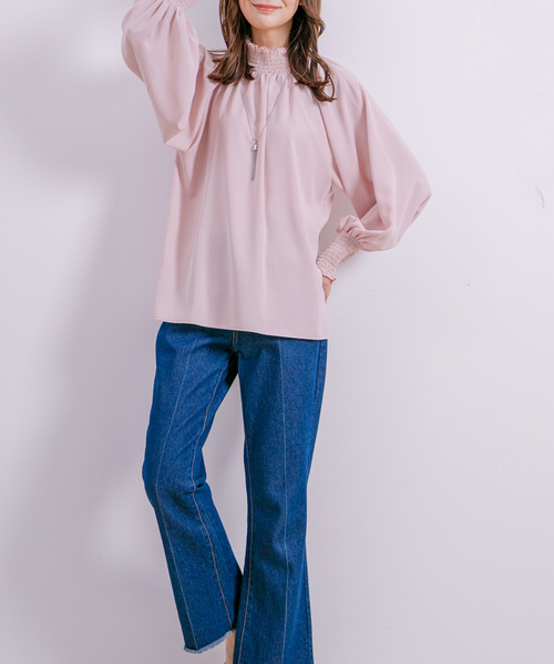 Jayro(ジャイロ)の「シャーリングフリルブラウス(シャツ/ブラウス・レディース・ライトグリーン/ピンク/キナリ/ネイビー・M)」の19枚目の写真