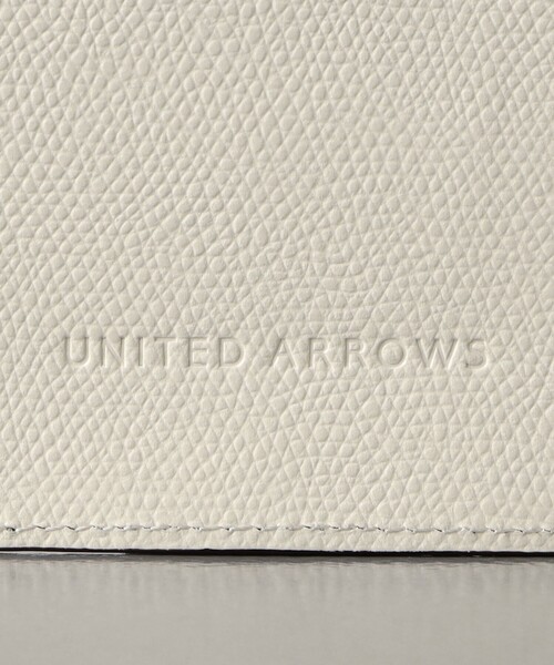 UNITED ARROWS（ユナイテッドアローズ）の「ストラップ モバイルケース（スマホケース/カバー・レディース・オフホワイト/シルバー/ブラック/ロイヤルブルー・FREE）」の13枚目の写真